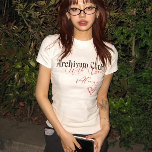 Shoulder Fit Cropped Heart Print T?shirt
